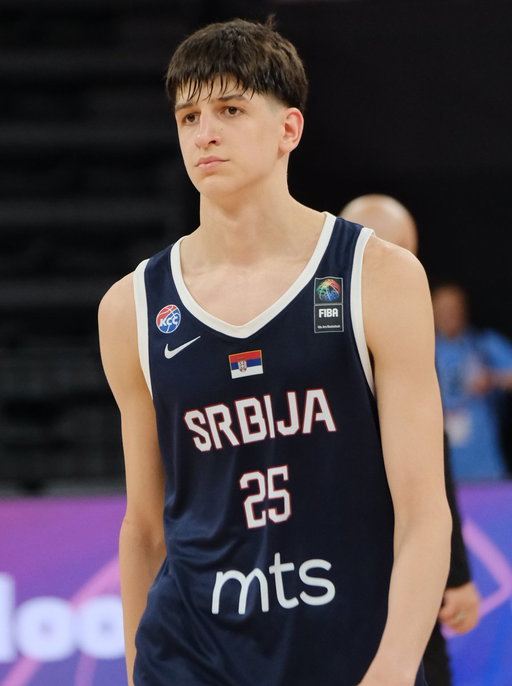 BREAKING: UCLA has signed 17-year-old Serbian wing Nikola Kusturica to a multi-year deal, source tells @SInow. He’ll suit up for UCLA the next two seasons before being eligible for the 2028 NBA draft.

Barcelona product averaged 24.6 points &amp; 6.9 boards at the U17 World Cup. 