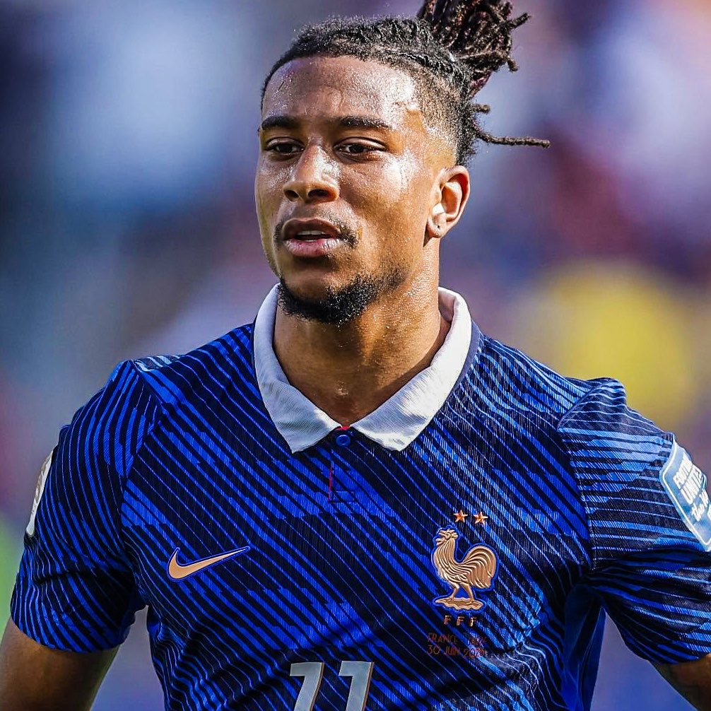 Updated Ballon d'Or Favorites, via Kalshi:

1. Harry Kane (29%)
2. Kylian Mbappe (27%)
3. Lionel Messi (16%)
4. Ousmane Dembele (14%)
5. Erling Haaland (9%)
6. Lamine Yamal (8%)
7. Michael Olise (7%)

Every player has a game in the next three days. 