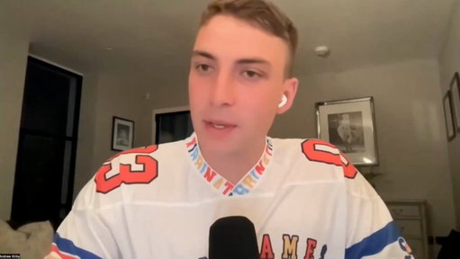 Alex Hormozi breaks down whether to charge $497 a month or $6,000 upfront

"You have 100 people you get on the phone with. Say you offer 6K, and let's say you close 20%, so you make 120,000. You get on the phone with another 100 people and you offer the $500 a month thing and you close 50%. So you get 50 sales at 500 bucks. The other one you make 25,000."

"As long as the people at the $500 a month stay longer than five months, then you make more money doing the $500 a month thing just at a delay. The cost to acquire customer at the $500 a month would be two and a half times less."