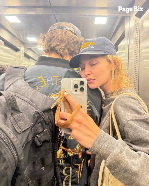 OK, hard launch! Gigi Hadid just *finally* made her relationship with Bradley Cooper Instagram official, and we're obsessed. ❤️

📸: Insta/ gigihadid; Getty 