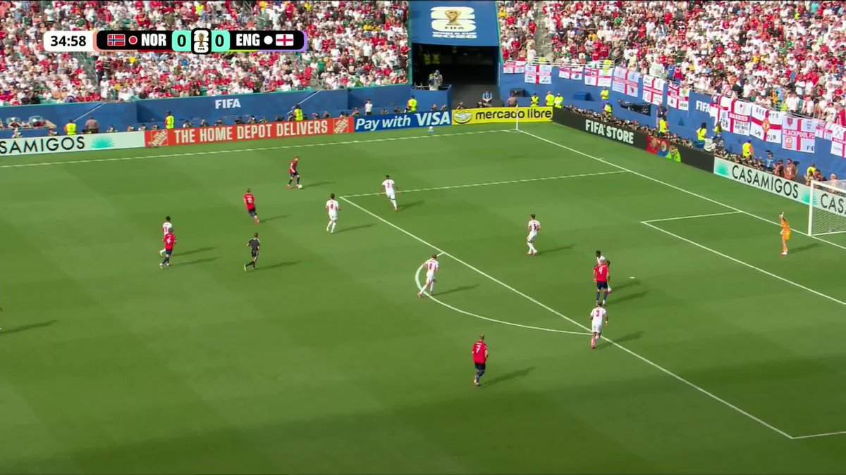 WHAT A FINISH!

Harry Kane gets dispossessed by Norway and Andreas Schjelderup fires one off the post and in to give Norway the lead. 