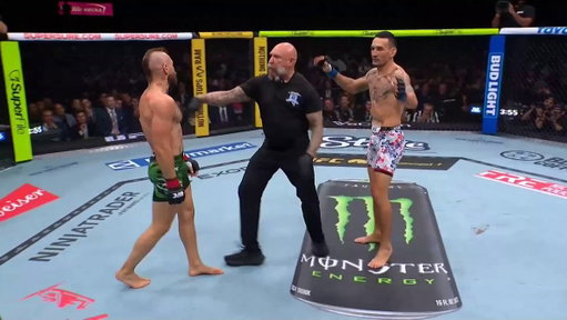 Max Holloway defeats Conor McGregor by TKO in Round 1

#UFC329 