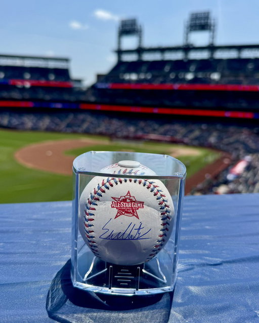 Who’s at the #FuturesGame today in Philly?! ⚾️ 

Admin has a few special signed giveaways today at @PhilliesCBP 👀 
