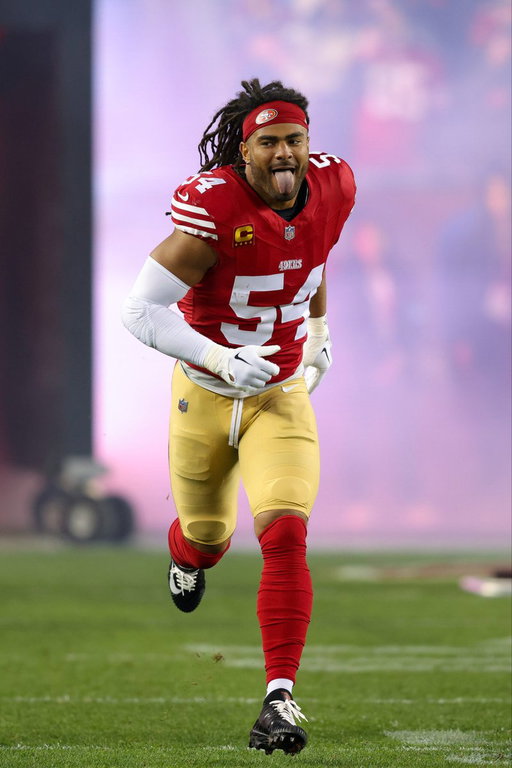 I have a question 

Who would you say is the face of the 49ers franchise right now? 

👇 
