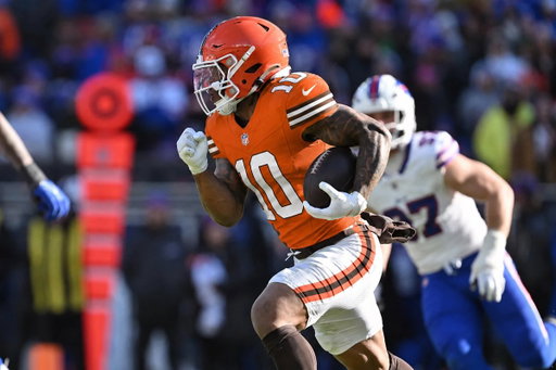 Should the #Browns bring back orange jerseys?

They wore them in some capacity from 1953-1955, 2002-2004, and 2015-2016.

Drop your thoughts below 👇 
