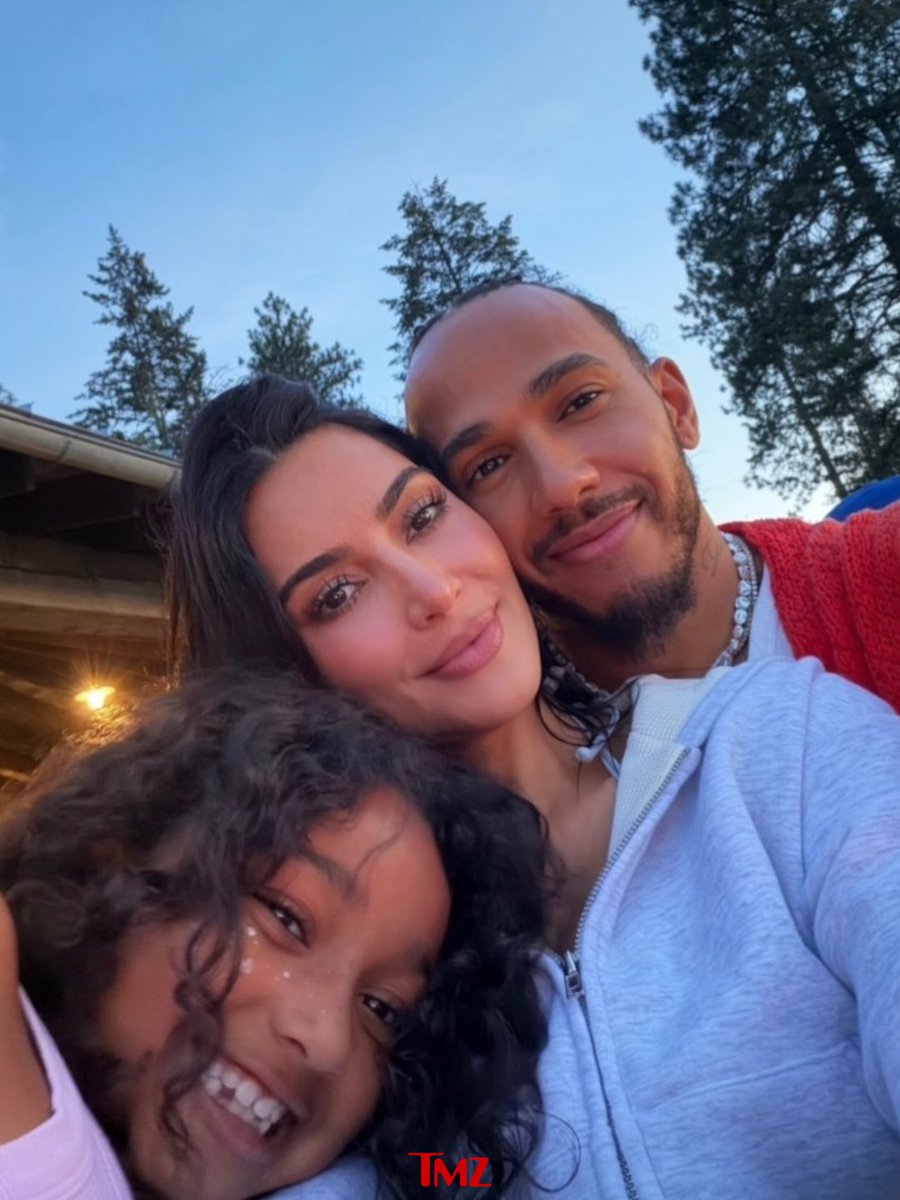 🎆 Kim Kardashian shares an adorable photo dump of fun times at the lake with her boo &amp; family over the summer.

📸: IG/KimKardashian 