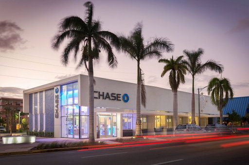 $JPM reports 2Q26 net income of $21.2B and EPS of $7.70 with an ROTCE of 29%, or net income of $16.9B and EPS of $6.14 with an ROTCE of 23% excluding significant items https://www.jpmorganchase.com/ir/quarterly-earnings 