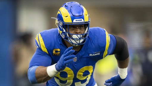 Genuine question: 

How scared are Seahawks fans supposed to be of an Aaron Donald comeback?

Because personally? I’m not even scared a little.

#GoHawks 