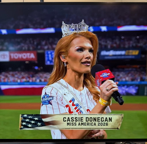 I thought that shit said Miss America for a second 😭😭😭 