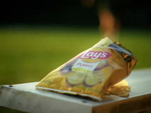 Every great soccer break is better with Lay’s ⚽️ 