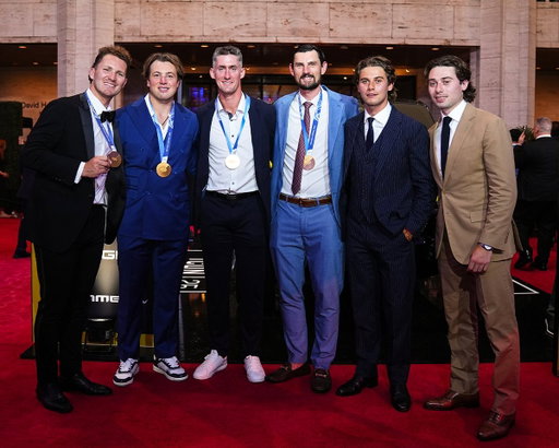 Matthew Tkachuk, Charlie McAvoy, Brock Nelson, Connor Hellebuyck, Jack Hughes and Quinn Hughes have hit the red carpet at the ESPYs! 🤩 