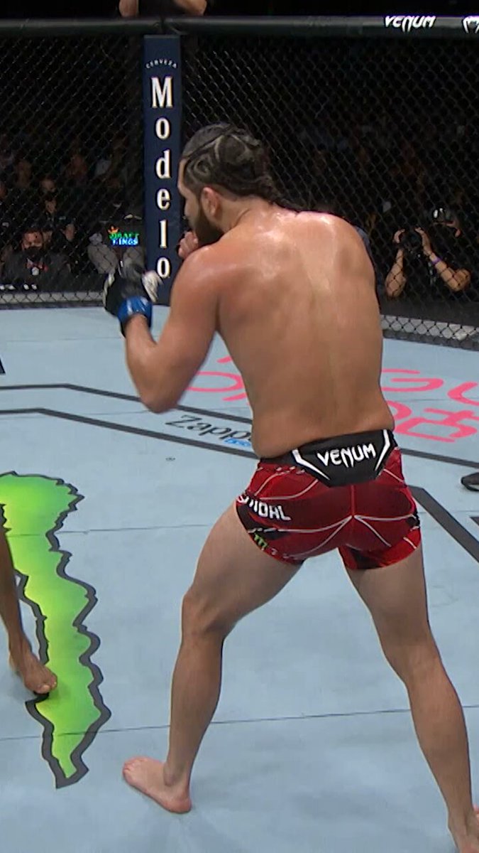 💥 Una de las victorias más espectaculares de Kamaru Usman.

Revive el nocaut sobre Jorge Masvidal. 👊🔥

Sáb. 18 de Julio | En vivo por @PPlusDeportes 