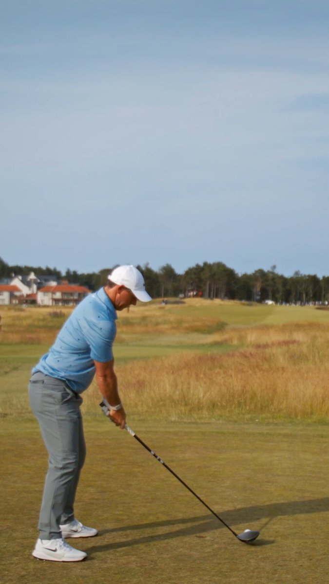 Rory McIlroy's swing in slow motion 🤩

The World Number Two gets his second round under way at Royal Birkdale.

#TheOpen 