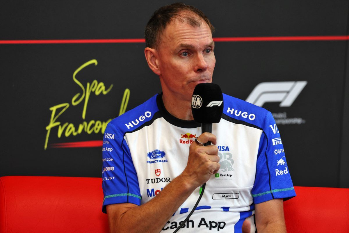 Unique way Racing Bulls decided who got Spa upgrade

Racing Bulls used a qualifying battle between Liam Lawson and Arvid Lindblad to decide which driver would receive its latest car upgrade at the Belgian grand prix.

➡️ https://t.co/cFrIZ1ExN6

#F1 #Formula1 #BelgianGP 