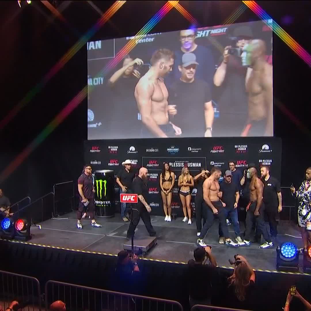 Pelea ESTELAR a 5 rounds o menos en los pesos medios 💢

🥋 Dricus Du Plessis vs. Kamaru Usman 🥊

#UFCOKC | Sáb. 18 de julio | En vivo por Paramount + Deportes 