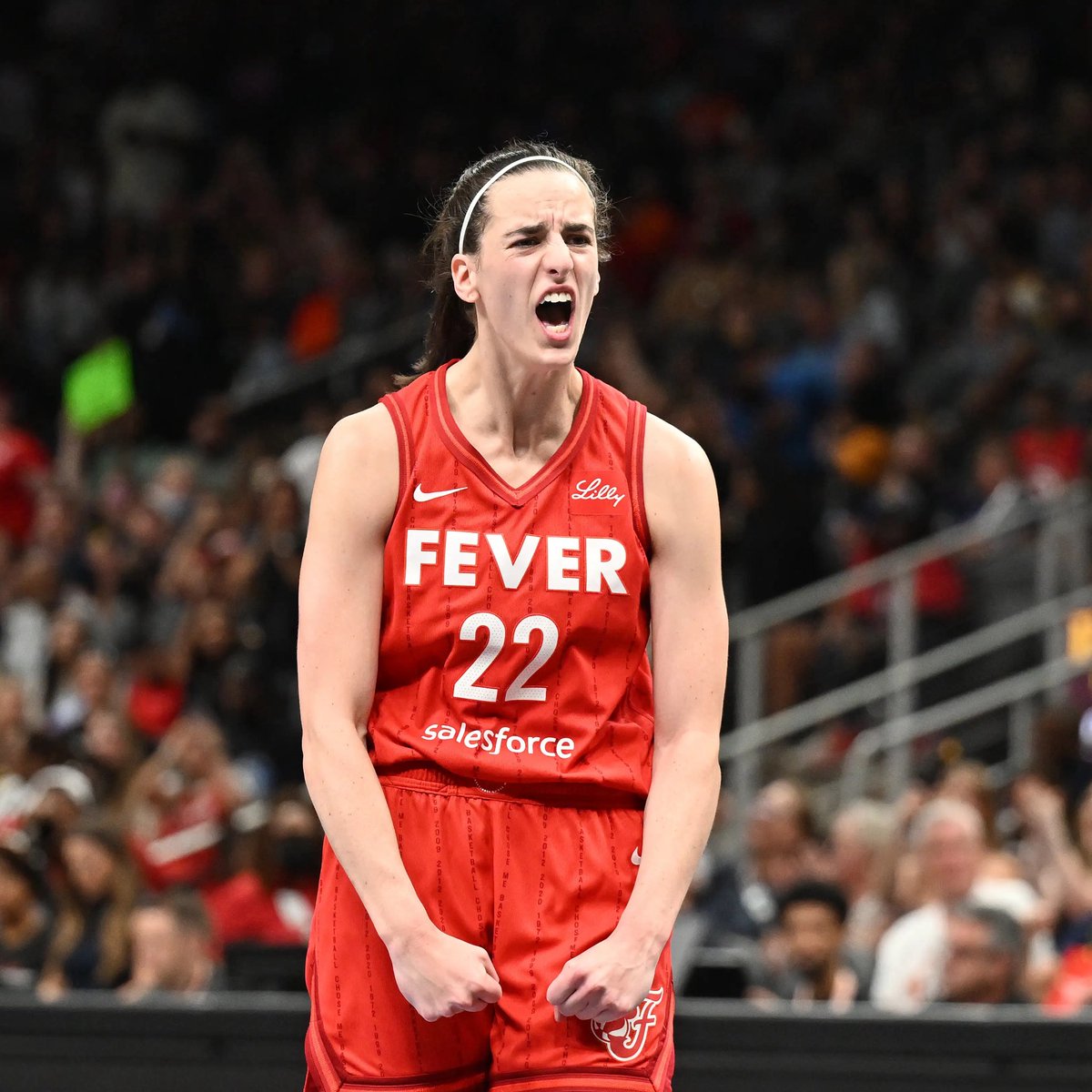 CAITLIN CLARK TONIGHT:

45 POINTS (CAREER HIGH)
10 ASSISTS 
4 STEALS
2 BLOCKS
11/18 FG
6/10 3PM

SHUT OUT THE NOISE. 