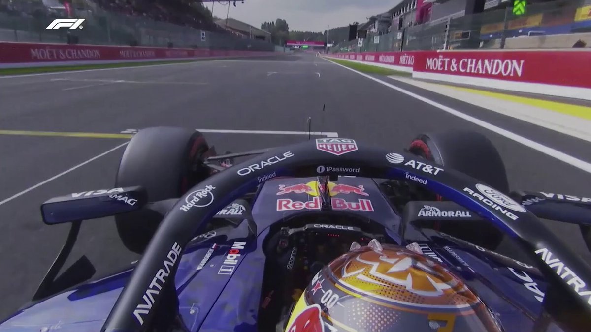 GHOST 👻 CAR 

Ride onboard with Max Verstappen as he vies for pole with Kimi Antonelli ⚔️

#F1 #BelgianGP 
