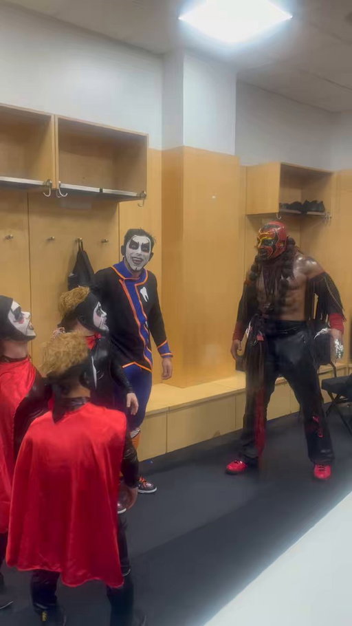 Danhausen and his mini hausens meets Boogeyman 
