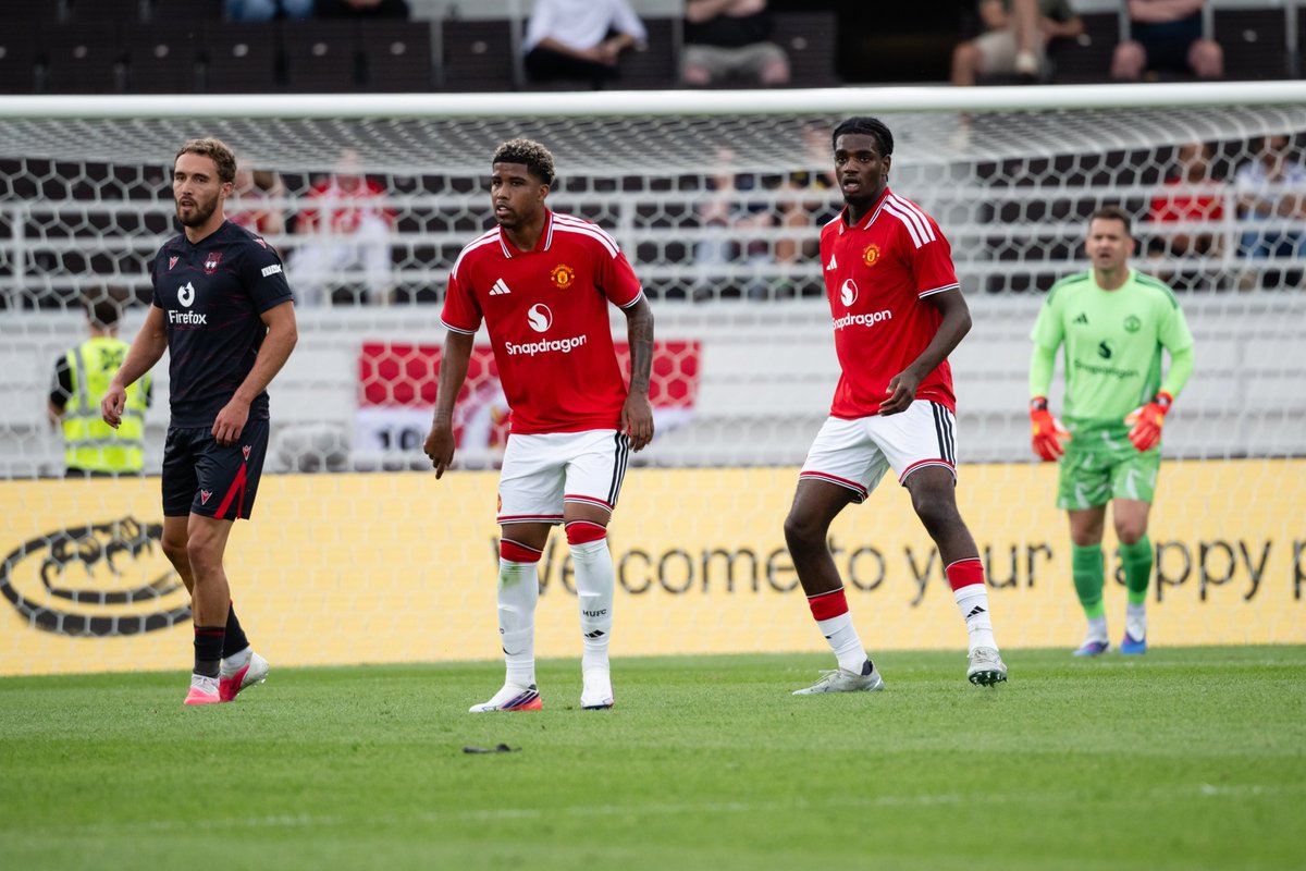 🗣️ Bobby Vincent, Senior Chelsea reporter, on Andrey Santos:

"Santos could still become better than Caicedo or Enzo, but last season it made sense to give them more minutes."

"The £50m fee has split Chelsea fans; some see huge potential, others think he struggled and cashing in was right."

"Selling to a Premier League rival could bite. If he hits his ceiling, United have a bargain." [MEN]