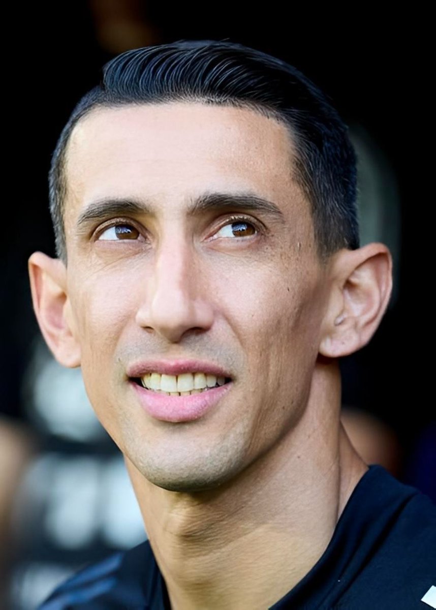 🚨Ángel Di María on playing for Real Madrid:

"Real Madrid felt like a national team because every position was filled by one of the best players in the world.” 