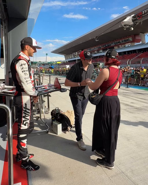 Congratulations to the happy couple 🥹

#HaasF1 #F1 #HungarianGP 