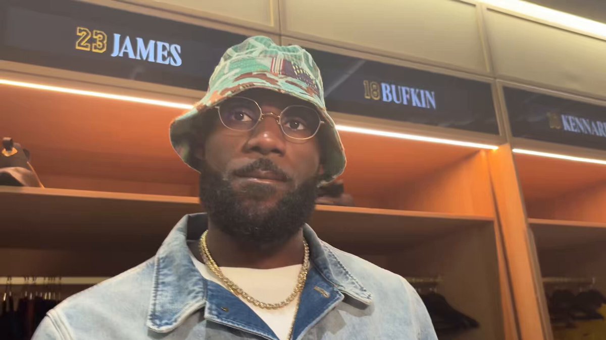 “Our relationship has been pretty respectful. Besides the shit he said about Bronny in Summer League.”

-LeBron a few months ago on his new teammate Jaylen Brown  