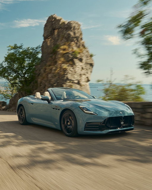 Lower the top to experience life, unfiltered. ​
The New GranCabrio is here with a newly sculpted aesthetic and a refreshed cabin experience, for hours spent under the sun, the stars, or anything in between. ​
#Maserati #MaseratiGranCabrio 
