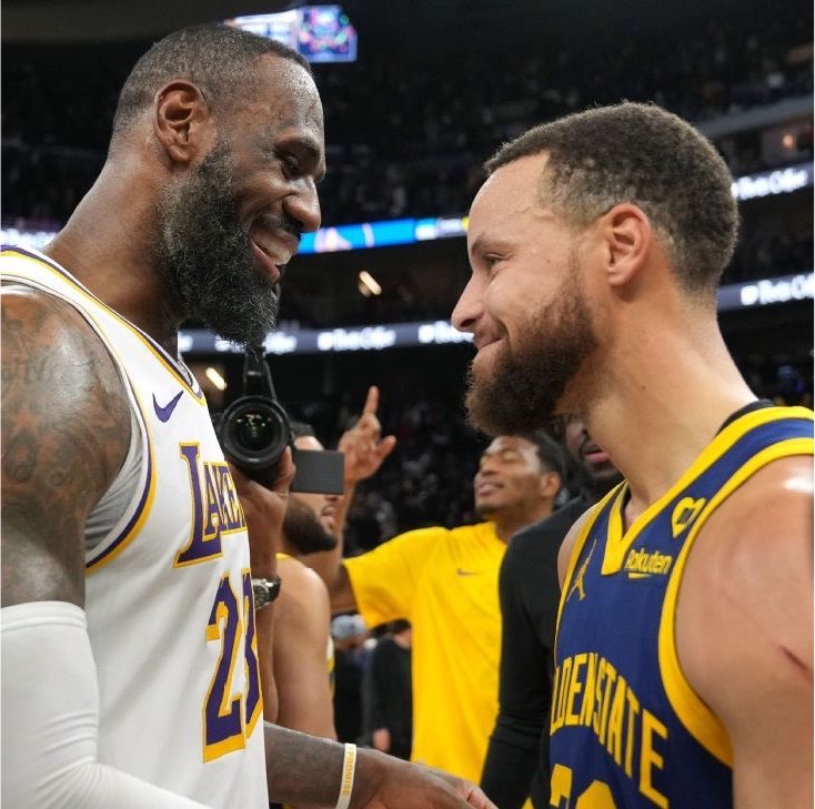 Rich Paul says LeBron’s decision came between the Warriors and 76ers: 

“This is why I said all that stuff was false, all the speculation. And at the end of the day these guys are just doing their job. It was a layered decision across the board between Philly and Golden State and he just really decided on Philly. Adding LeBron with his experience, Nick Nurse has a guy that he can let police the team so the guys don’t turn on Nick.“

(via Game Over)
