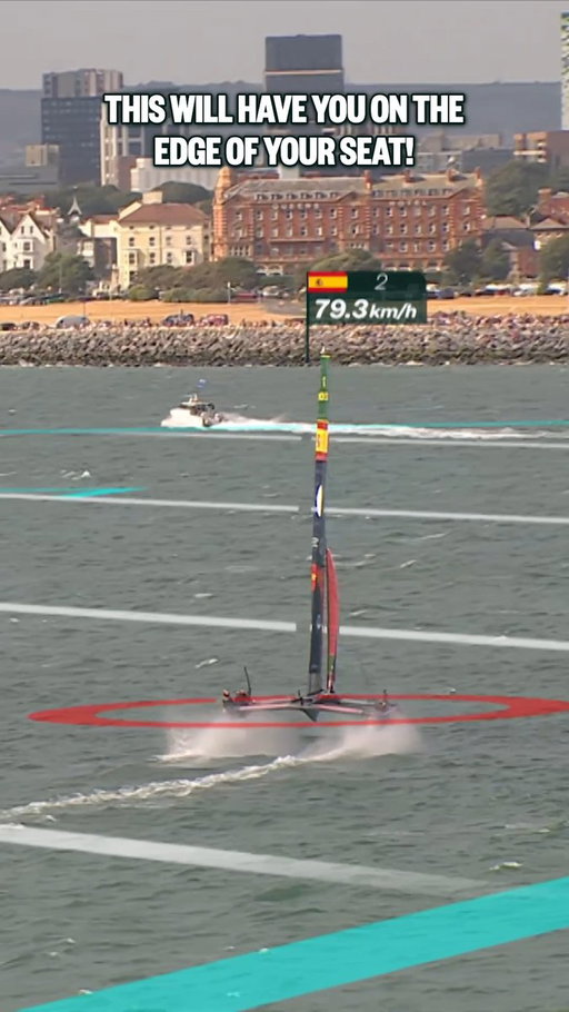 There's no personal space when racing at these speeds 🙂‍↔️

#SailGP 