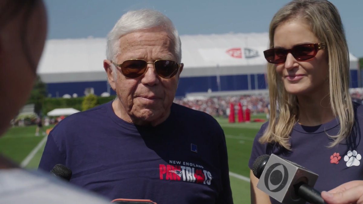 Prior to the first practice of training camp, Patriots Chairman &amp; CEO Robert Kraft and Dr. Dana Kraft spoke with the media: https://t.co/mOBNRvJ4LT 