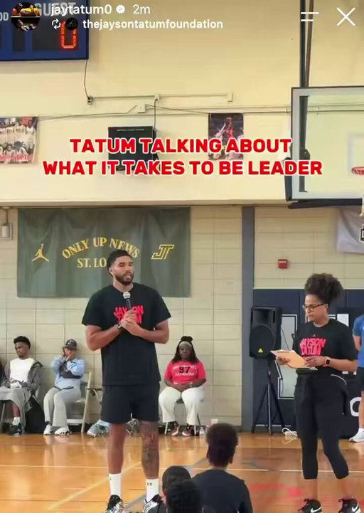 Jayson Tatum shares a motivational message on being a leader:

“Being around somebody that feels like they know it all, I don’t wanna be around that person. I don’t wanna be the smartest person in the room, I want to learn from somebody else.”

(h/t @lockedupjb) 