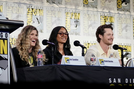 Showrunner Kat Sandler, Clark Backo, and Noah Reid from the upcoming mystery thriller #YAGA have taken the stage at #SDCC26. 🐓 