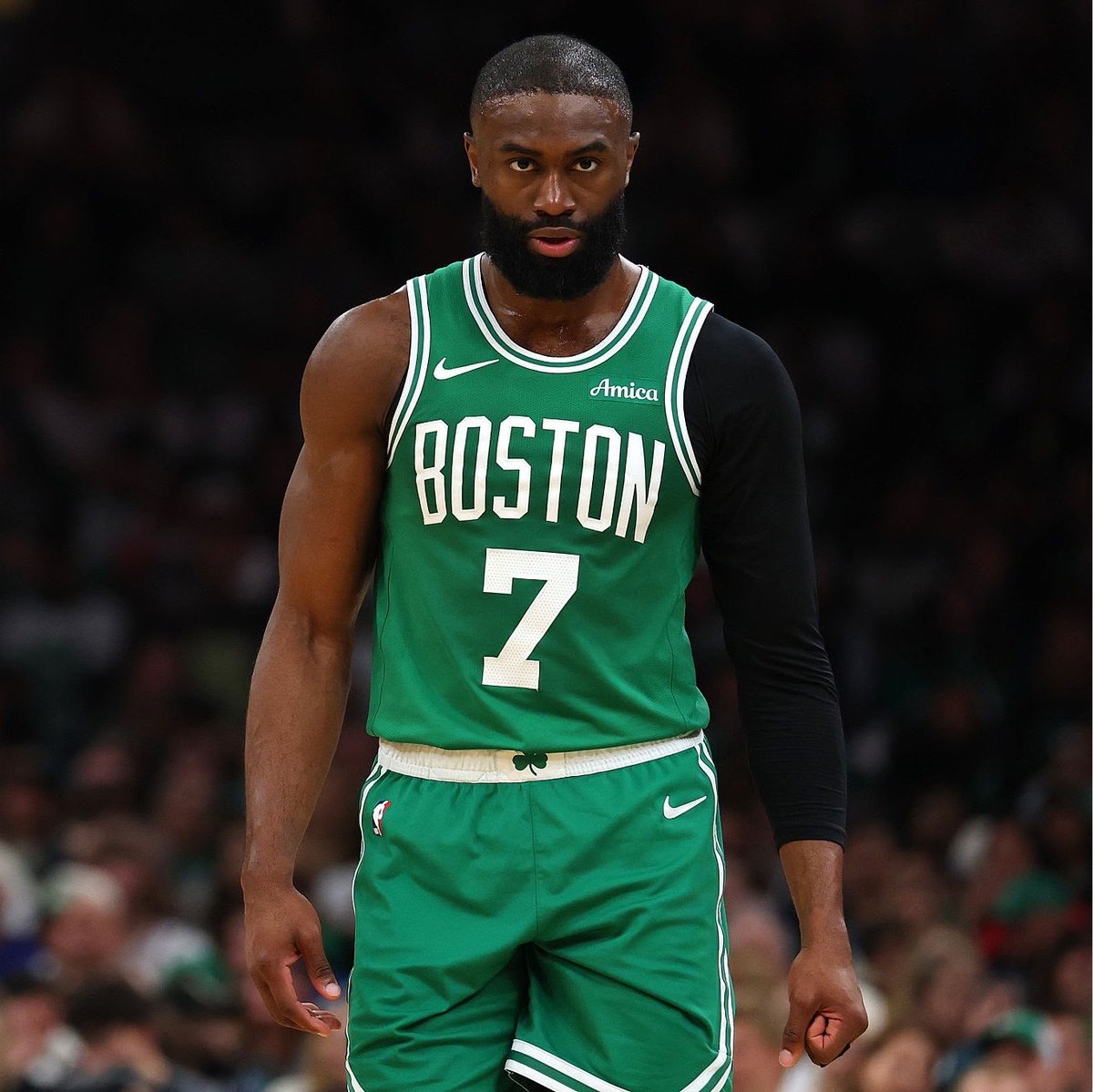 The Warriors reportedly reached out to the Celtics about trading for Jaylen Brown before he was moved to Philly, per @BrettSiegelNBA.

“But to the Dubs' dismay, Boston wasn't even willing to hear any offers Golden State could make since the Celtics held no interest in any of their assets. The Warriors would've traded Jimmy Butler, who they have not wanted to move, along with draft assets in either scenario for Davis or Brown.”