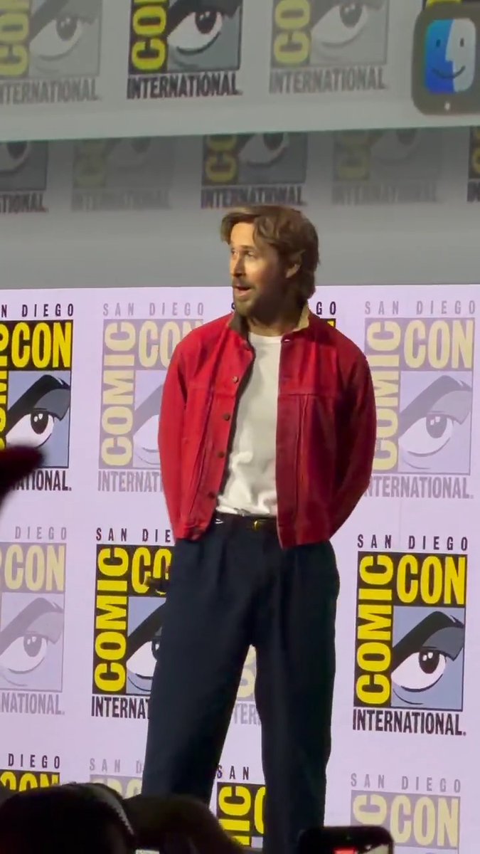 Ryan Gosling has officially joined the MCU in Marvel Studios' #GhostRider, directed by Shawn Levy. #SDCC

Coming to theaters in 2028. 