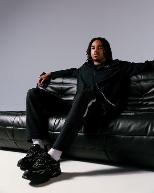 This @underarmour fit stays on point from toe to head. When you're ready to step out on the street, do so with confidence 💯 Shop styles: https://bit.ly/4pFjcDJ 