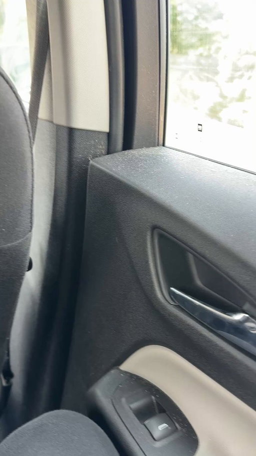 Is it cigarettes?
My uber driver is the most white power guy I’ve ever had as a uber driver. 
I can feel the meth 