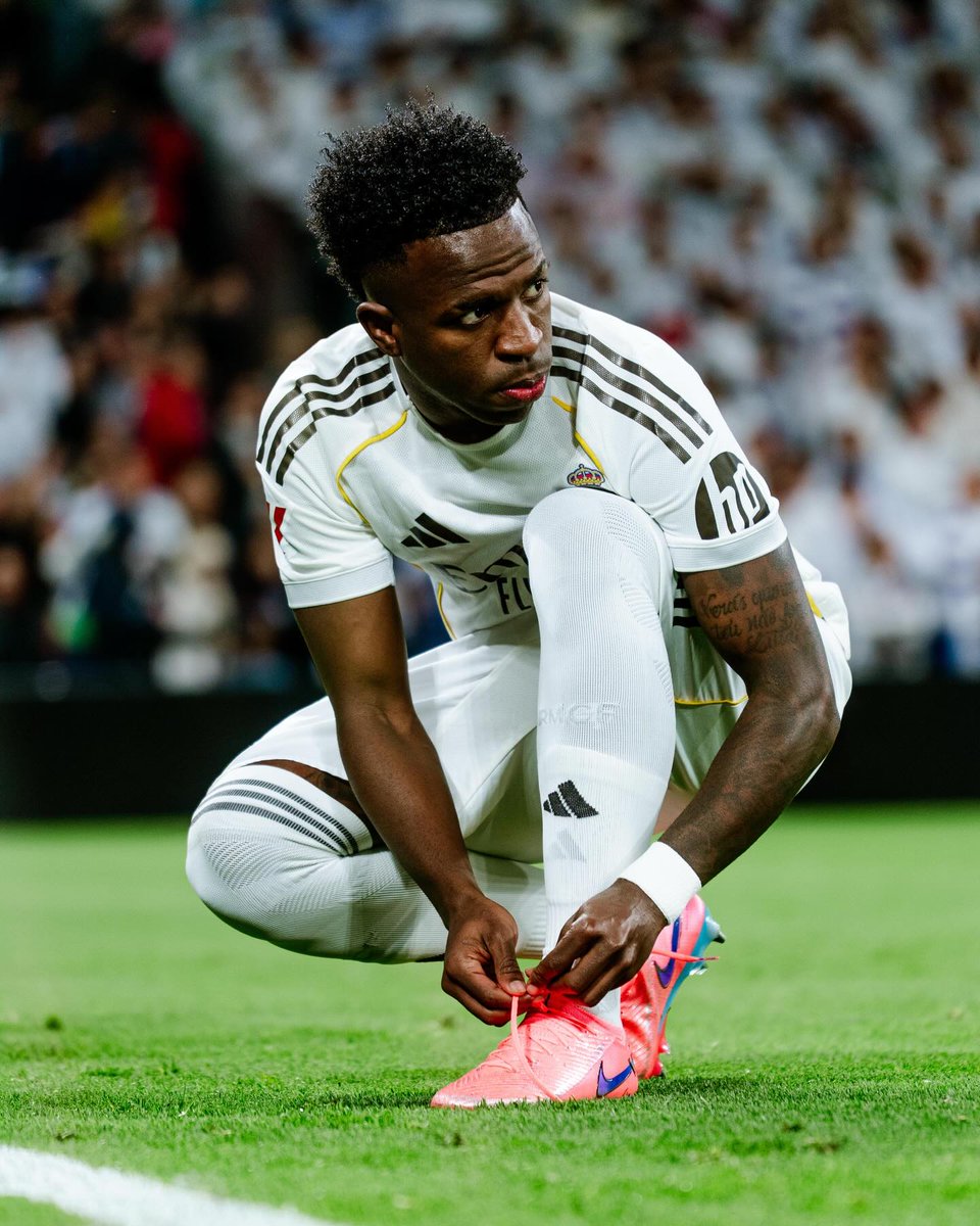 NEW: Arsenal now has a 37% chance to land Vinicius Junior. via Kalshi:

66% — Real Madrid
37% — Vinicius Junior

Will the Brazilian star soon be in the Prem? 