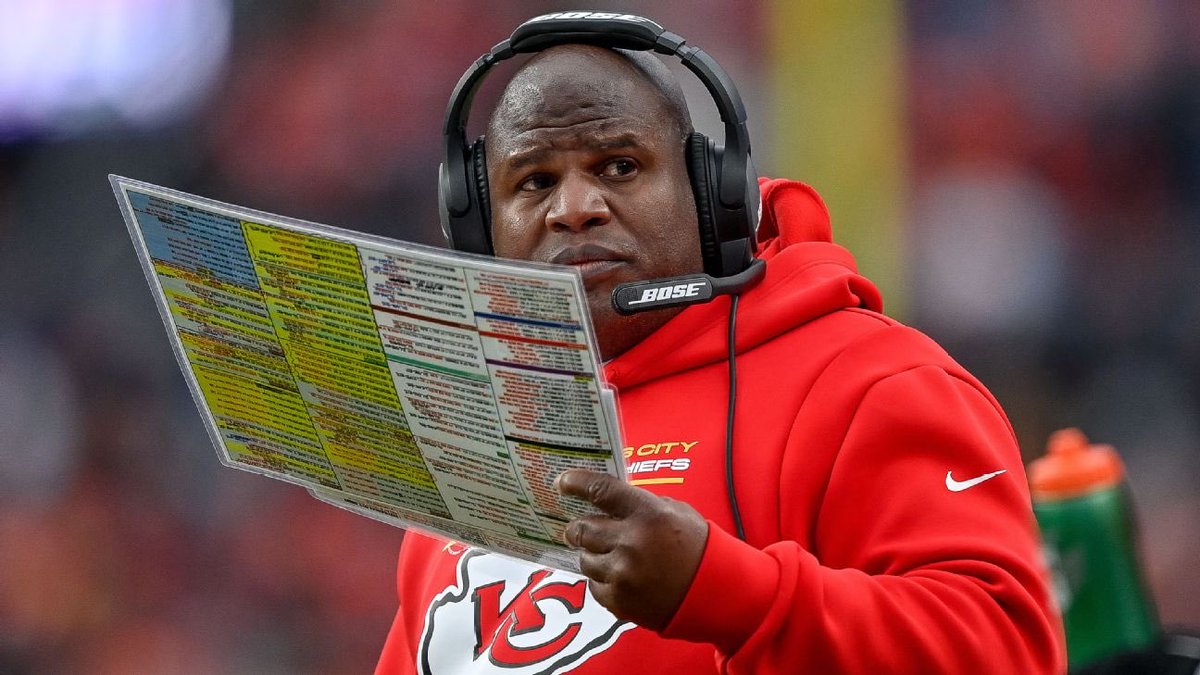 Mia Bieniemy - the wife of Chiefs OC Eric Bieniemy - was shot Sunday night at the couple's home in Virginia, per @ByNateTaylor 