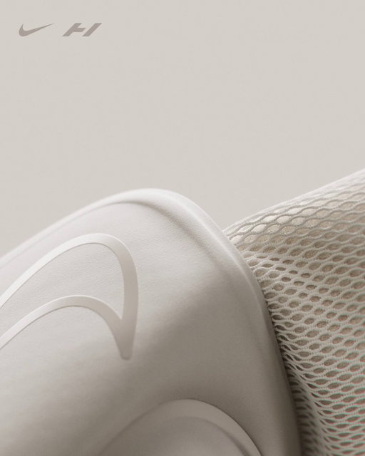 Introducing the Nike Air Zoom Hyperslide, designed to help your body transition from performance mode to recovery mode. Responsive Air Zoom cushioning delivers all-day comfort, while Hyperice heat and vibration help you unwind with every step.

Available starting September 29 at @Nike and Hyperice.

Learn more about the tech: https://lnkd.in/exR3Y9qs