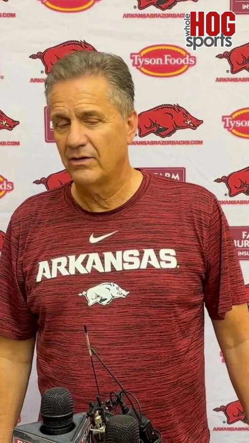 John Calipari says Arkansas made 300 calls to try and get a big non-conference game at Bud Walton Arena 😳

"We did everything we could... No one would play us. I mean, listen: we called 300 people... We were calling presidents, 'Will you play us here?'"
