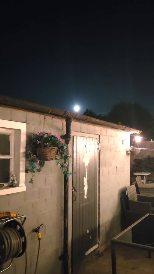 Here's a quick Moon Zoom test with the new @SamsungUK Galaxy Z Fold 8 Ultra 🌛💫✨ 