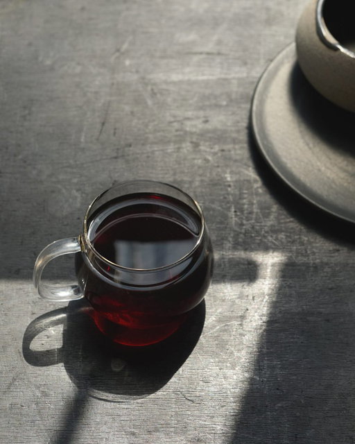 Introducing our newest Signature Origin, Burundi Kayanza Heza Natural. Grown at a breathtaking 1,900 meters in volcanic soil, this is an exceptional Bourbon lot. Brew it at home or enjoy it as a pour over in our cafes while it’s here. https://bit.ly/4x3iBxX?utm_source=facebook&amp 