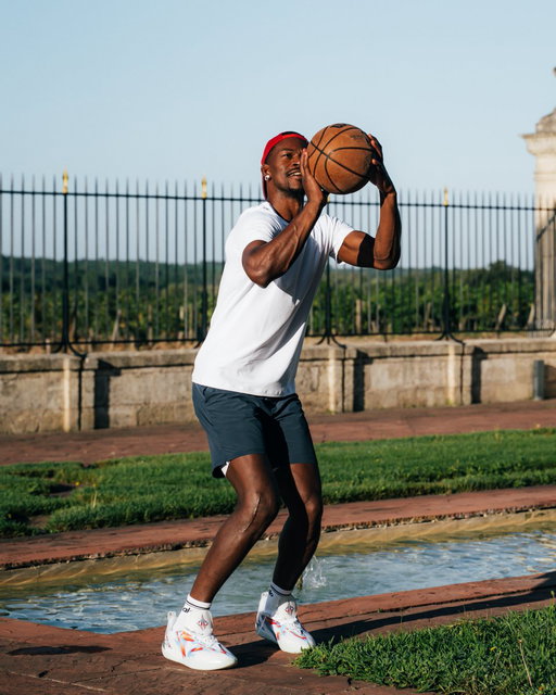 Summer buckets @JimmyButler 🏀 