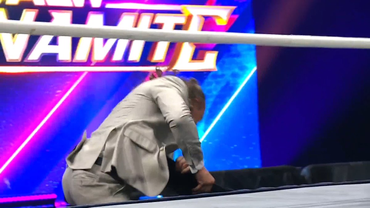 "When I pull that trigger you're going to see it coming."

What a warning from @WillOspreay to AEW World Champion @KennyOmegamanX!

Watch the #AEWDynamite replay RIGHT NOW on @HBOMax! 