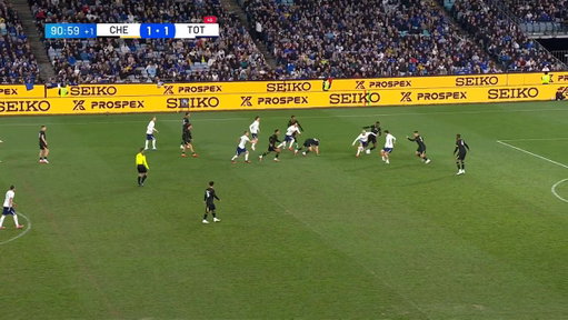 10 MAN TOTTENHAM WIN IT IN STOPPAGE TIME! 🔥

Richarlison taps the ball into an empty net after Jamie Donley's strike bounced off the woodwork, sealing a 2-1 victory for @SpursOfficial in Sydney ⚪️

Watch the post match coverage of #CHEvTOT live and exclusive on Paramount+ 📺 