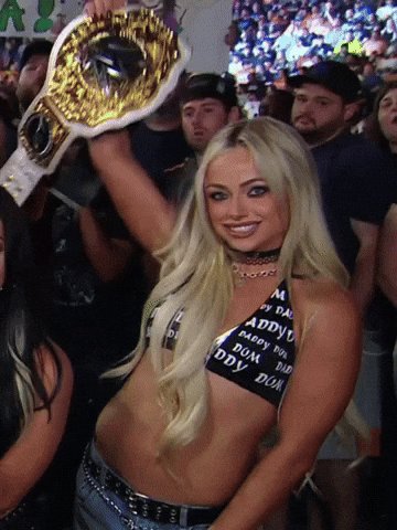 Liv Morgan survives SummerSlam and keeps the Women’s World Title 🏆 