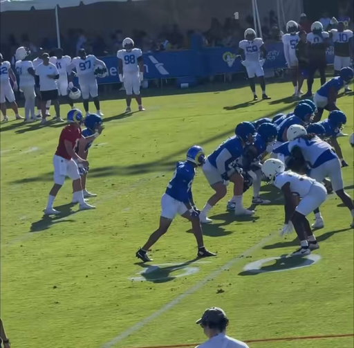 This is really the other first round QB from this years draft 😭✌️

Clean pocket? Nah lets try to be Patrick Mahomes

Thank God we got Mendoza 🙏 