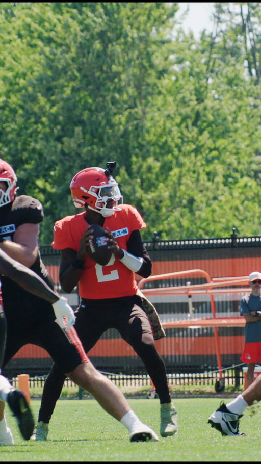 snagged.

@OfficialTylan2 | #DawgPound 