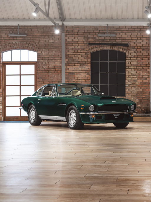 The next generation. Valour meets Aston Martin V8.

📸 Nick Williams

#AstonMartin #Valour 