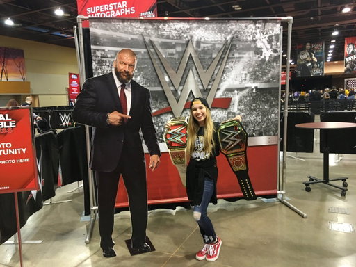 the last time the Royal Rumble was in AZ: 2019 

this girl would never BELIEVE what she’s doing now 😭😭 